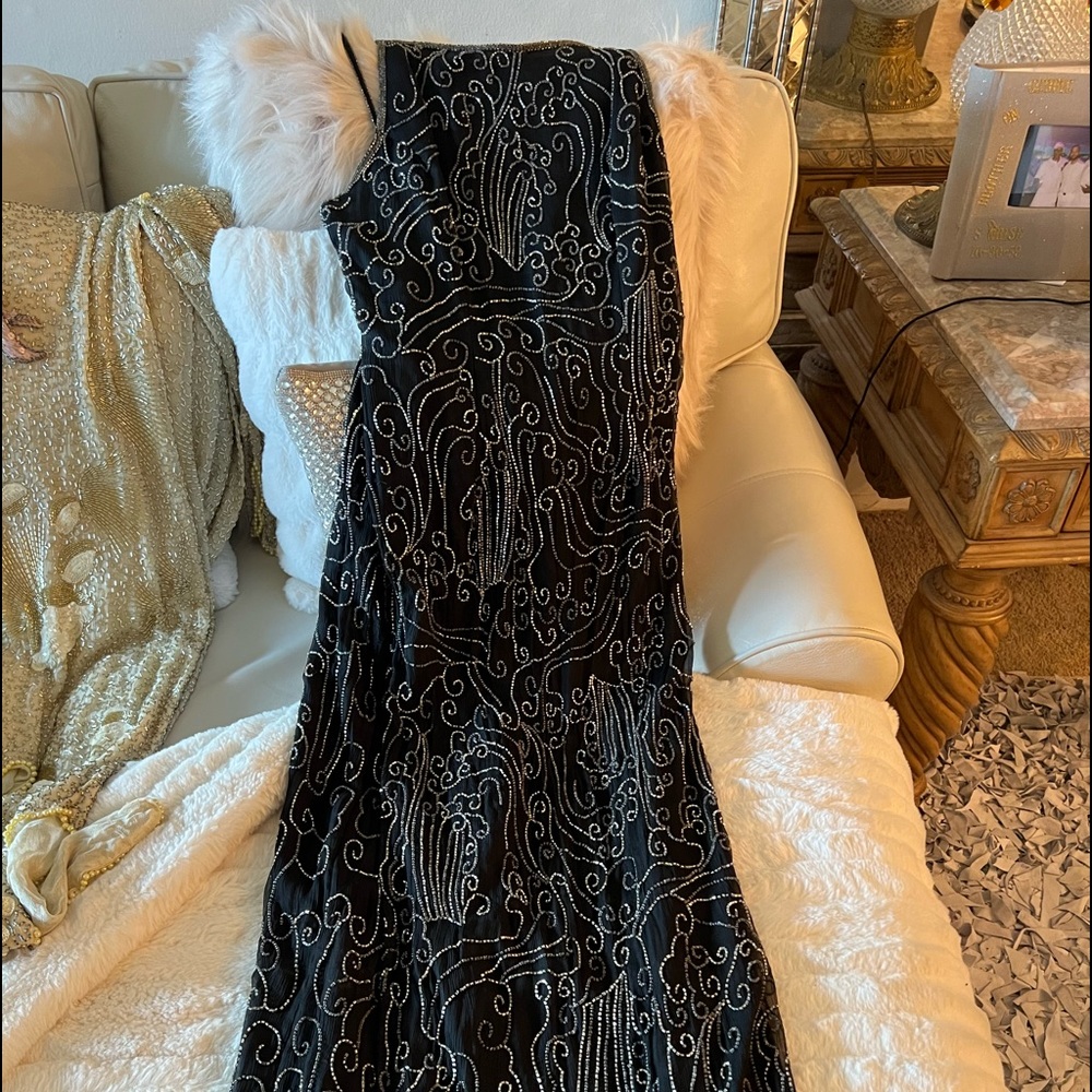 Women long vintage sequins dress with split up the back. Perfect condition!
